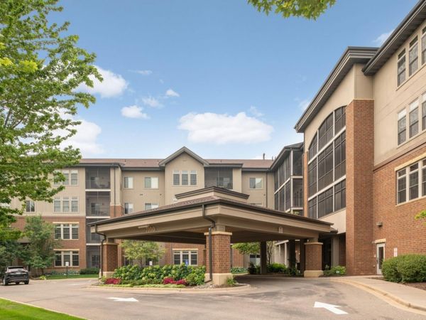 7100 Metro Boulevard, Unit 223, Edina, MN 55439