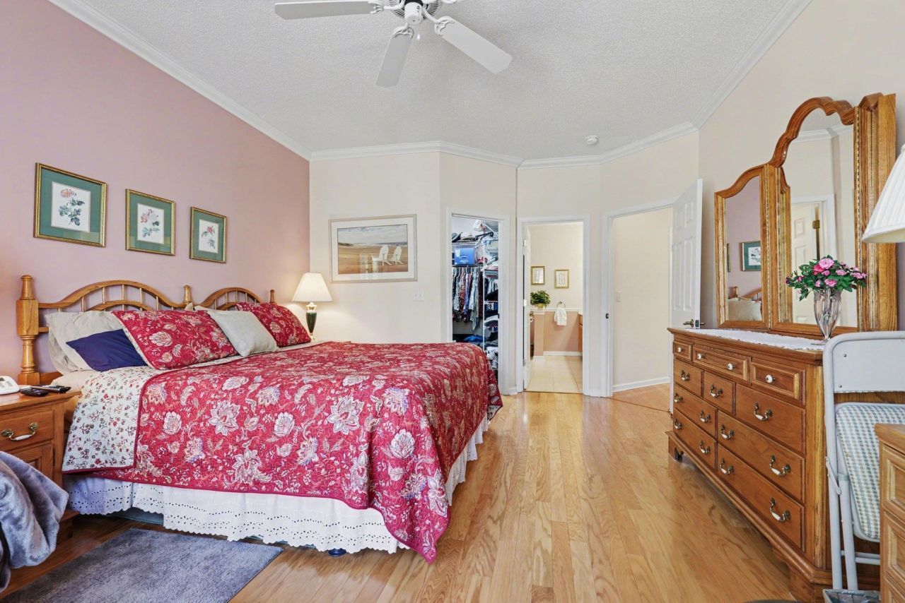 193 Glenwood Dr. Photo 16