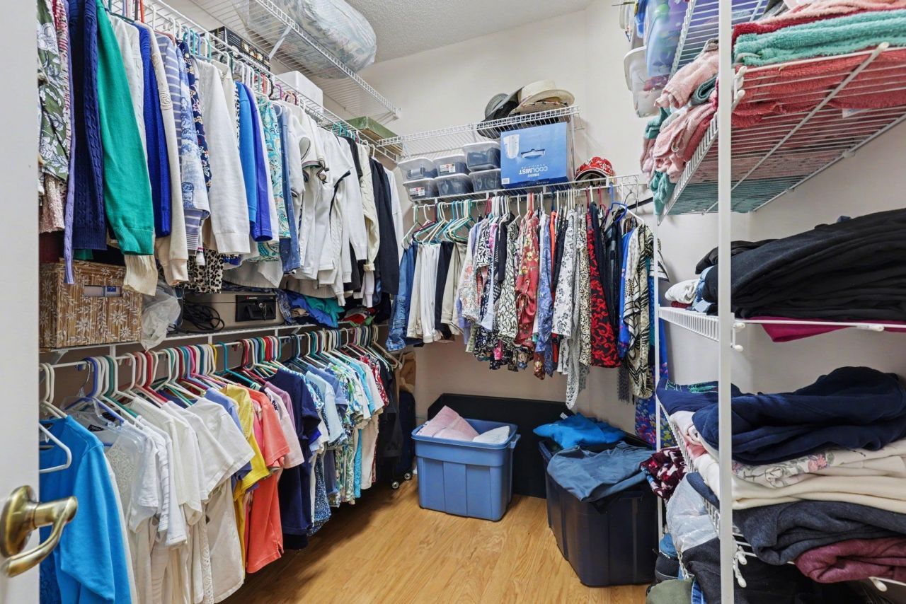 193 Glenwood Dr. Photo 17