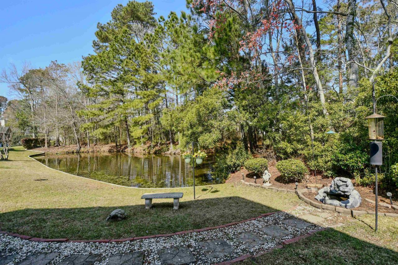 193 Glenwood Dr. Photo 33