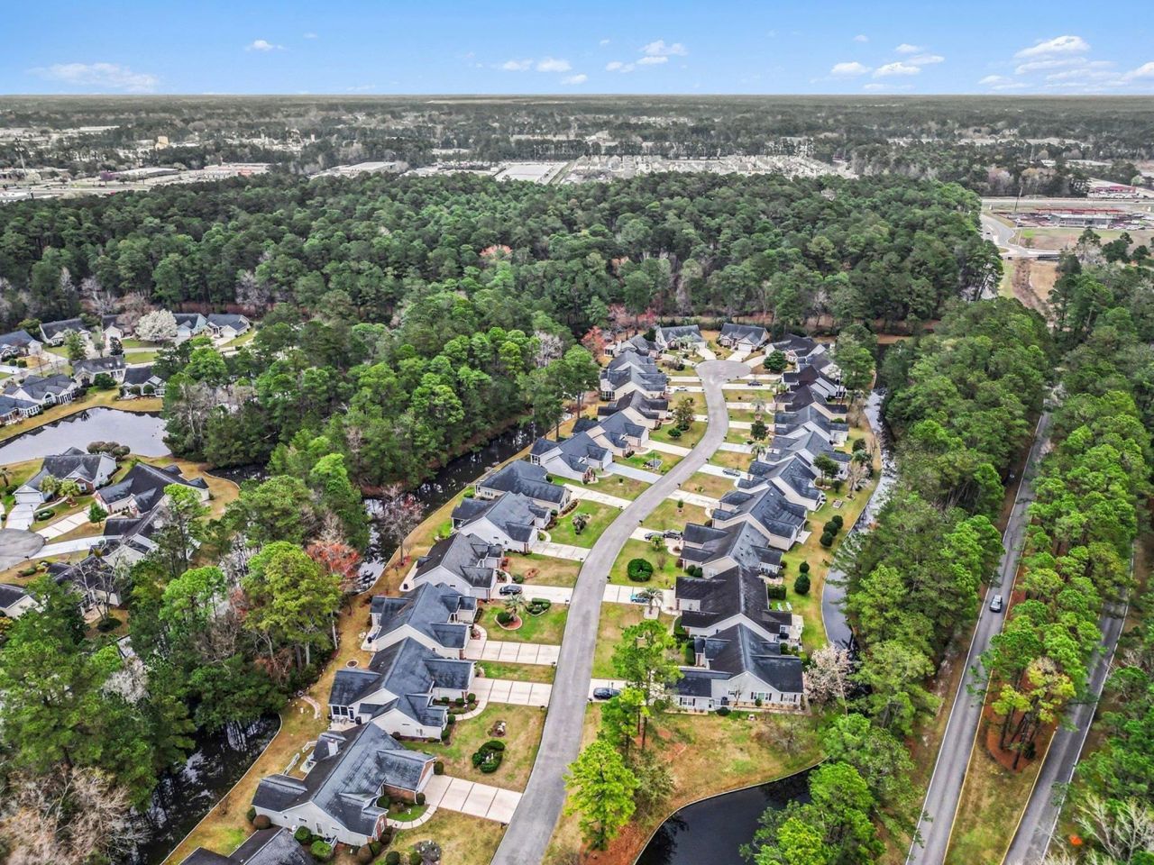 193 Glenwood Dr. Photo 38