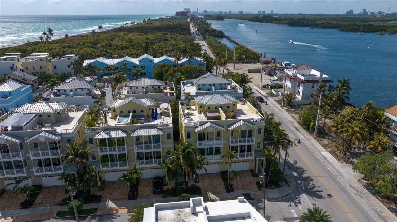 346 Elm St , Unit A-10, Hollywood, FL 33019 Photo