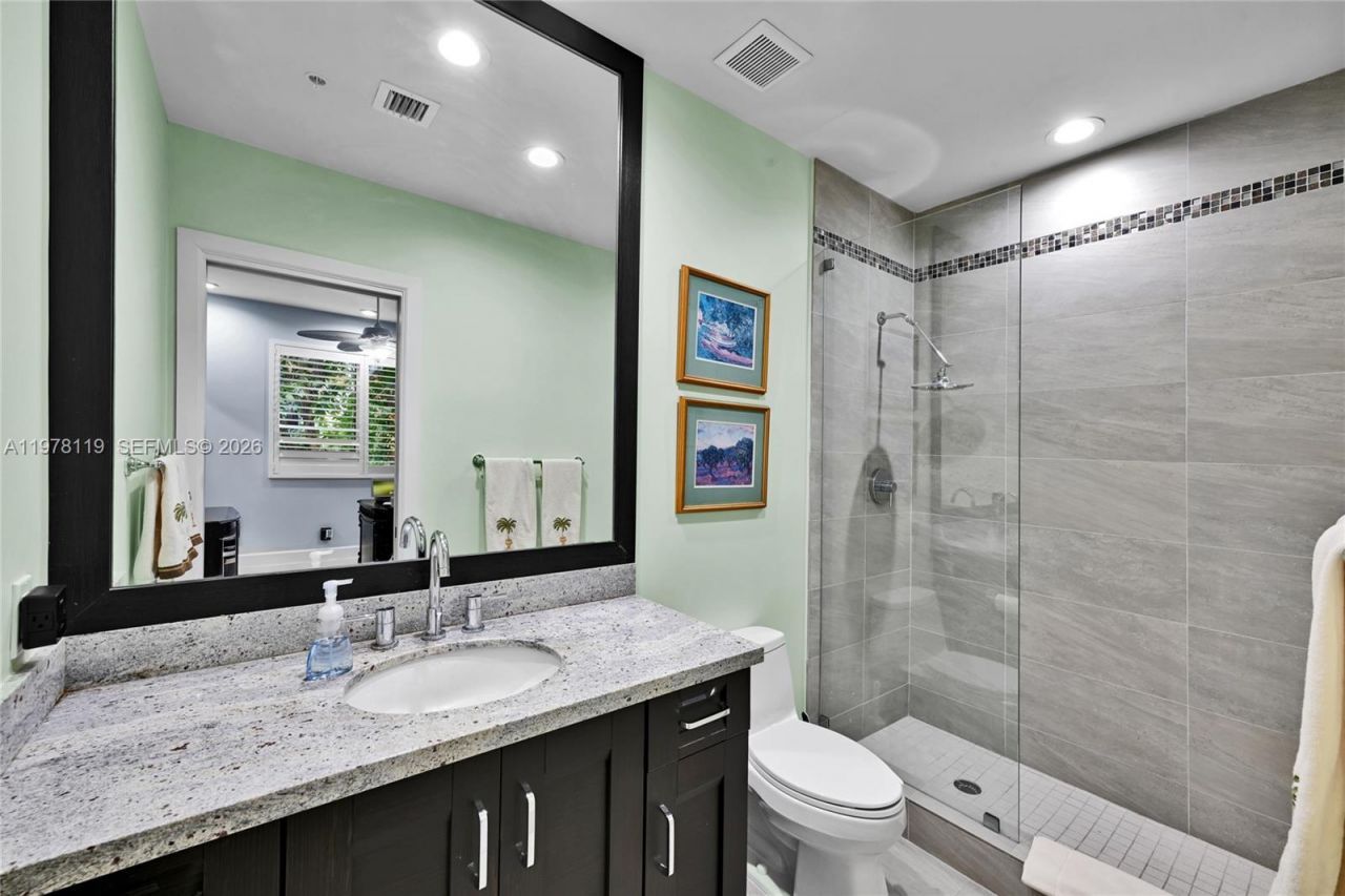 346 Elm St , Unit A-10, Hollywood, FL 33019 Photo