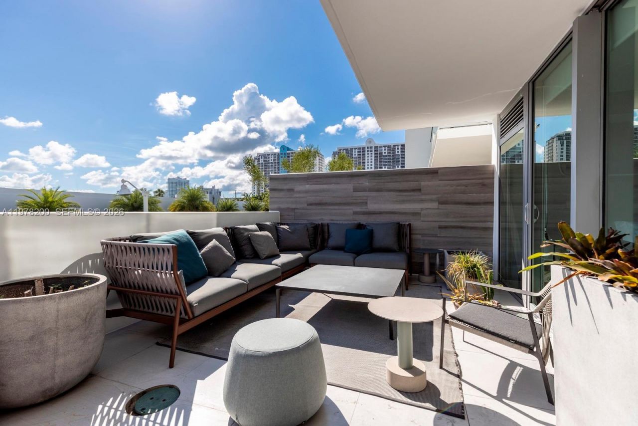 1201 20th St , Unit 312, Miami Beach, FL 33139 Photo