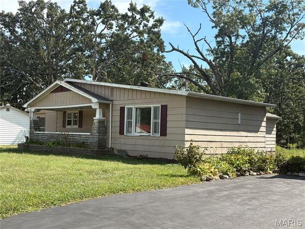 35 Saint Joseph Street, Viburnum, MO 65566