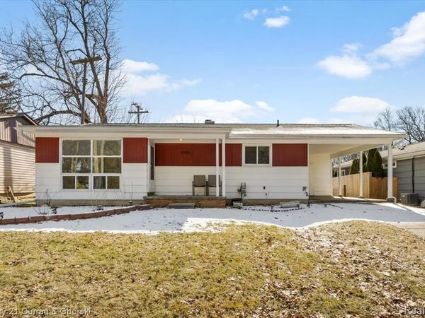 2269 S Circle Drive, Ann Arbor, MI 48103