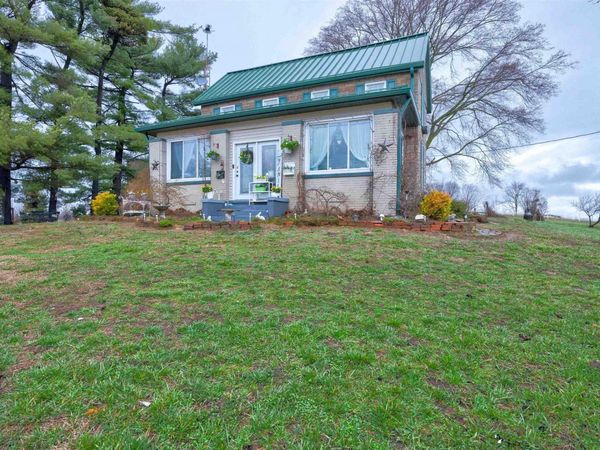 8229 S 950 W, Owensville, IN 47665