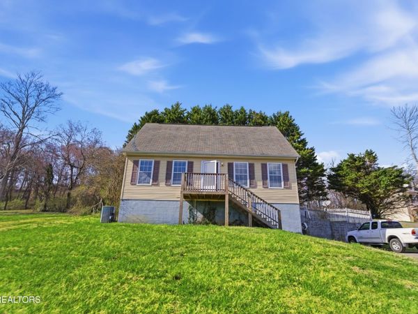 1417 Wilson Rd, Knoxville, TN 37912