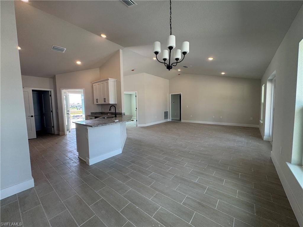 301 NE 14th St, Cape Coral, FL 33909 Photo