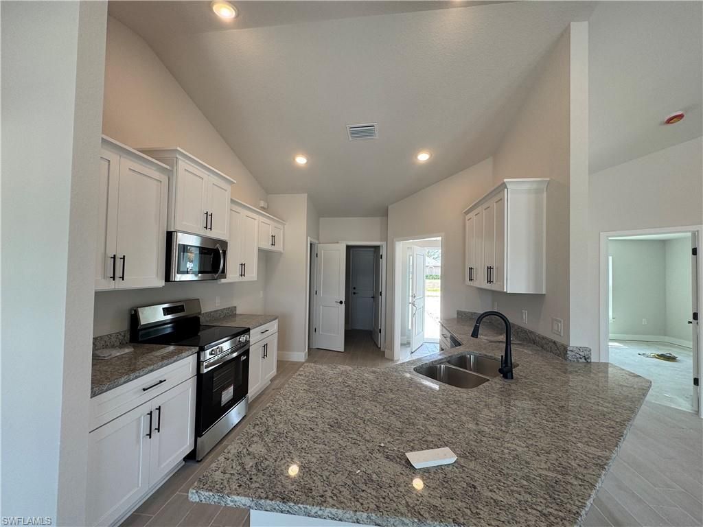 301 NE 14th St, Cape Coral, FL 33909 Photo