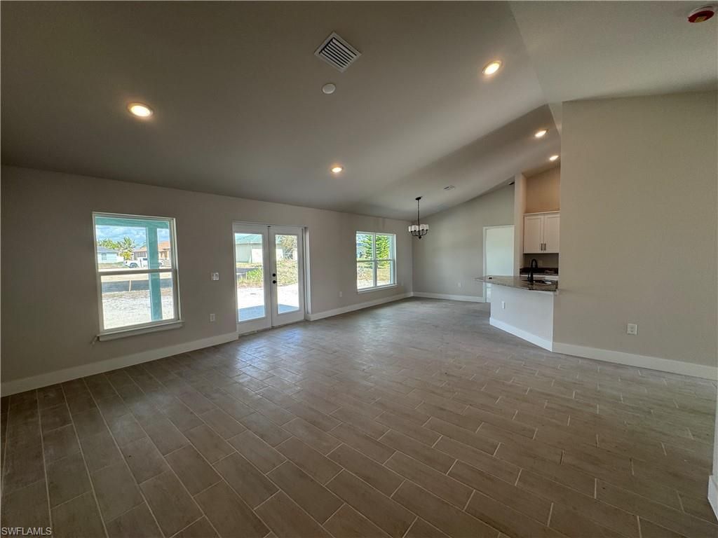 301 NE 14th St, Cape Coral, FL 33909 Photo