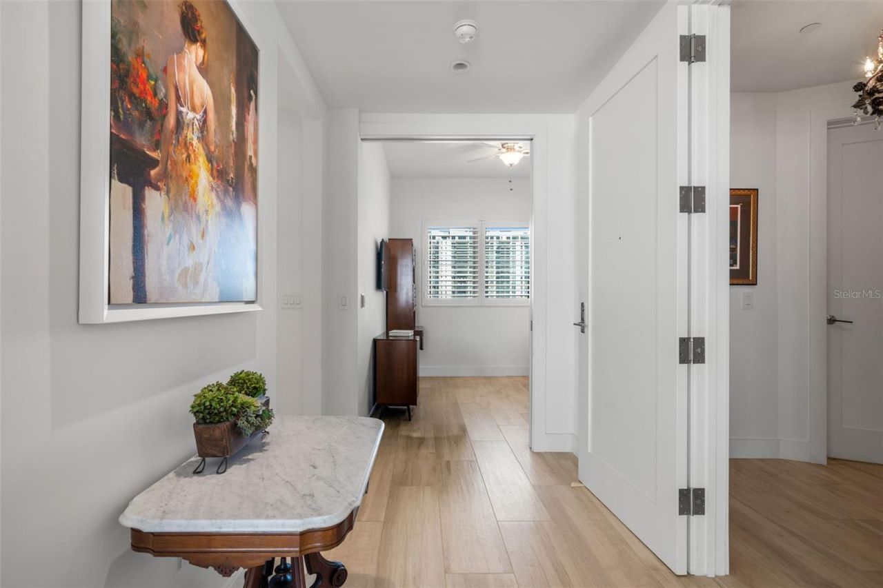 1155 N Gulfstream Avenue, Unit 802, Sarasota, FL 34236 Photo