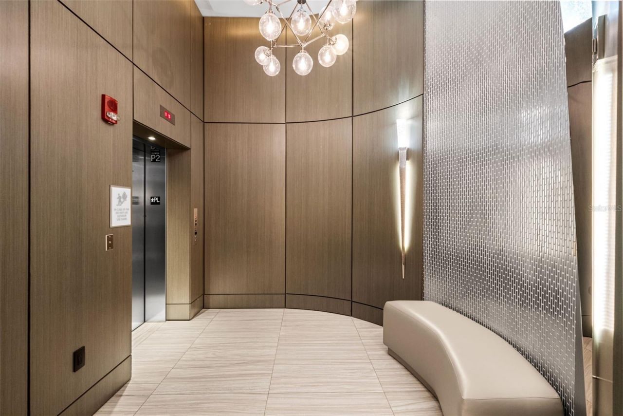 1155 N Gulfstream Avenue, Unit 802, Sarasota, FL 34236 Photo