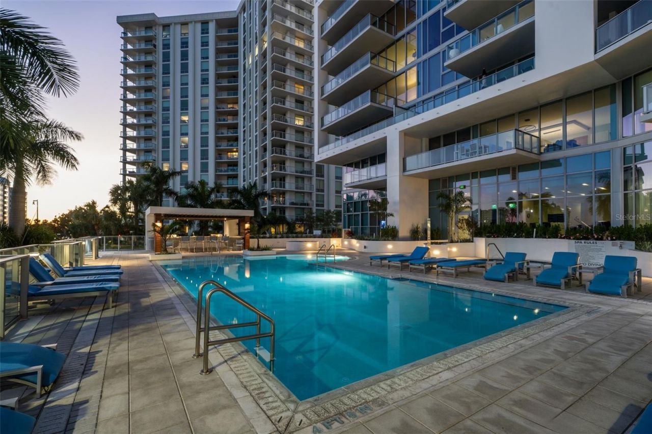 1155 N Gulfstream Avenue, Unit 802, Sarasota, FL 34236 Photo