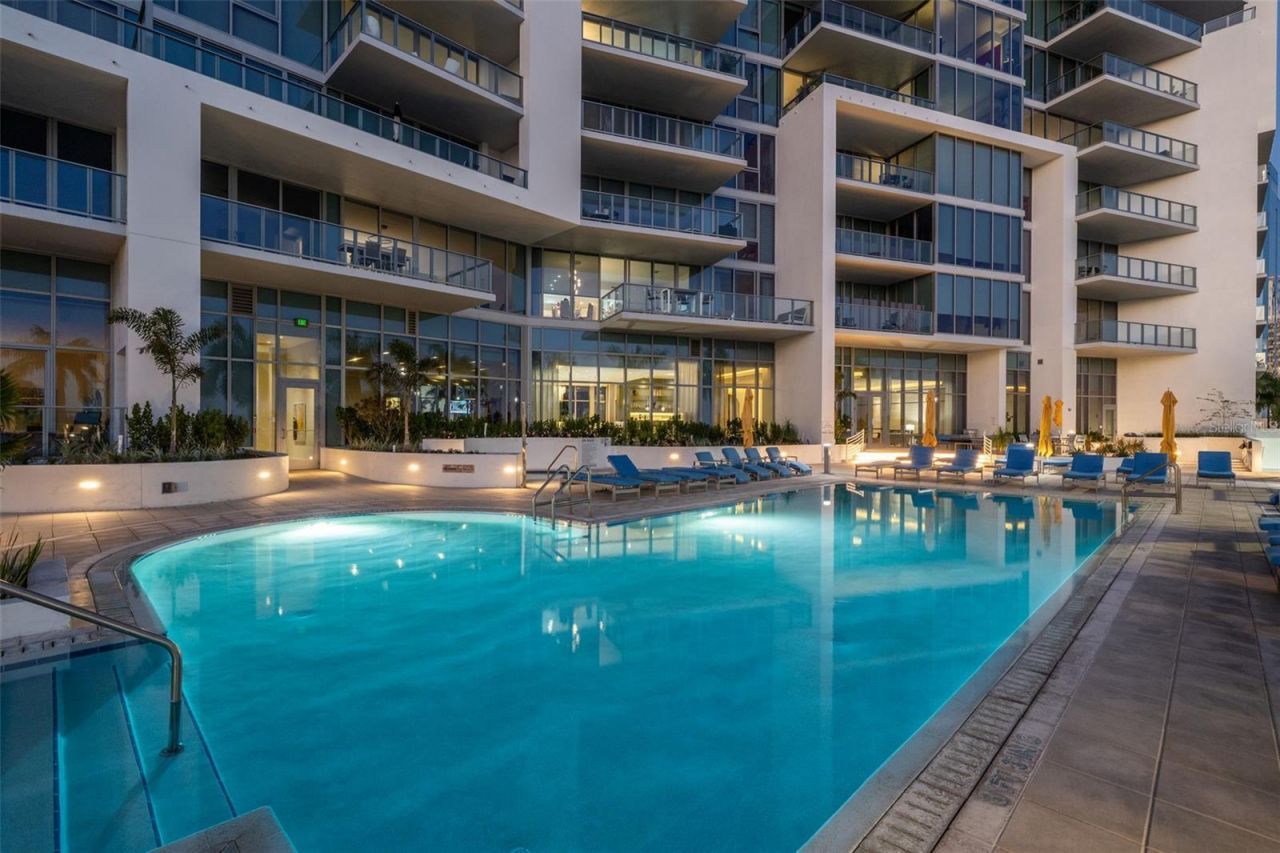 1155 N Gulfstream Avenue, Unit 802, Sarasota, FL 34236 Photo