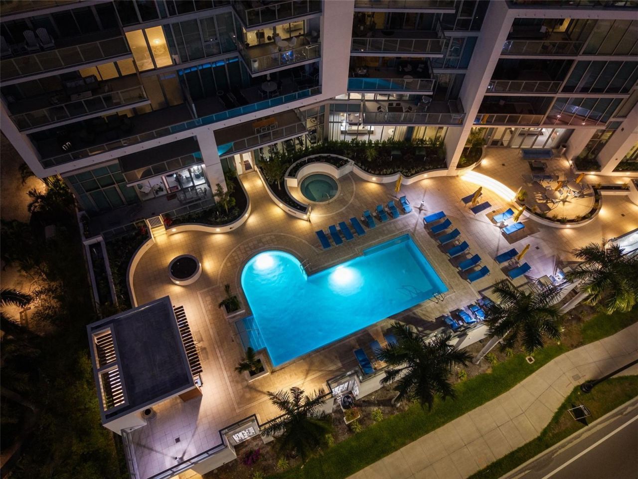 1155 N Gulfstream Avenue, Unit 802, Sarasota, FL 34236 Photo