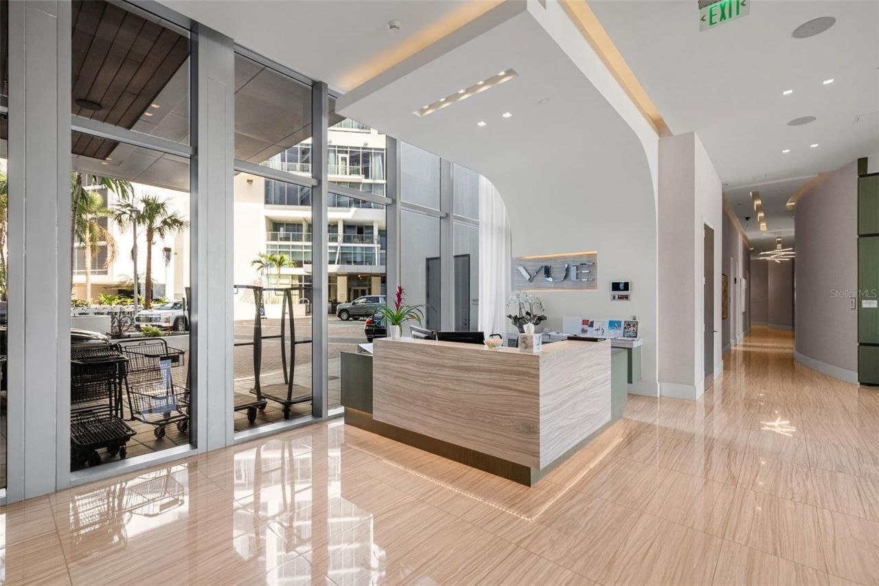 1155 N Gulfstream Avenue, Unit 802, Sarasota, FL 34236 Photo