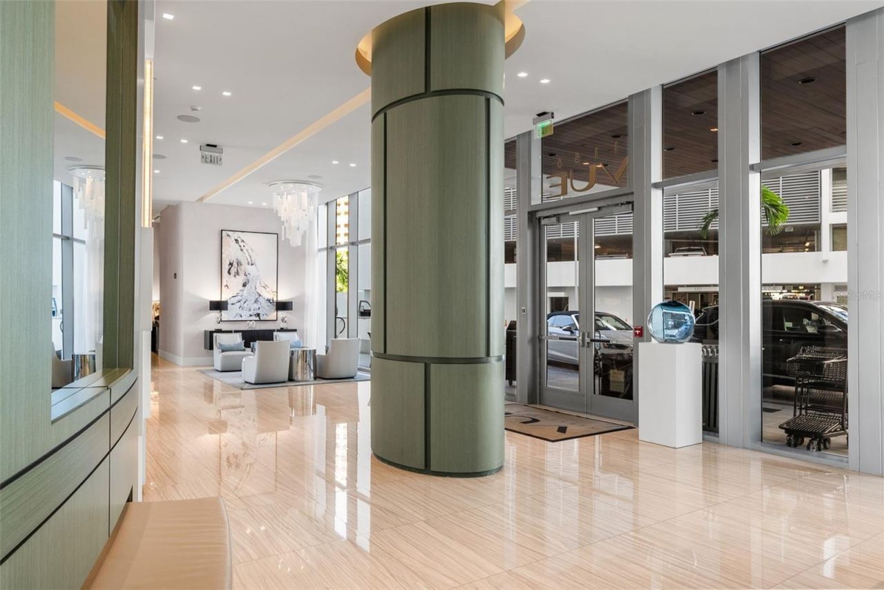 1155 N Gulfstream Avenue, Unit 802, Sarasota, FL 34236 Photo