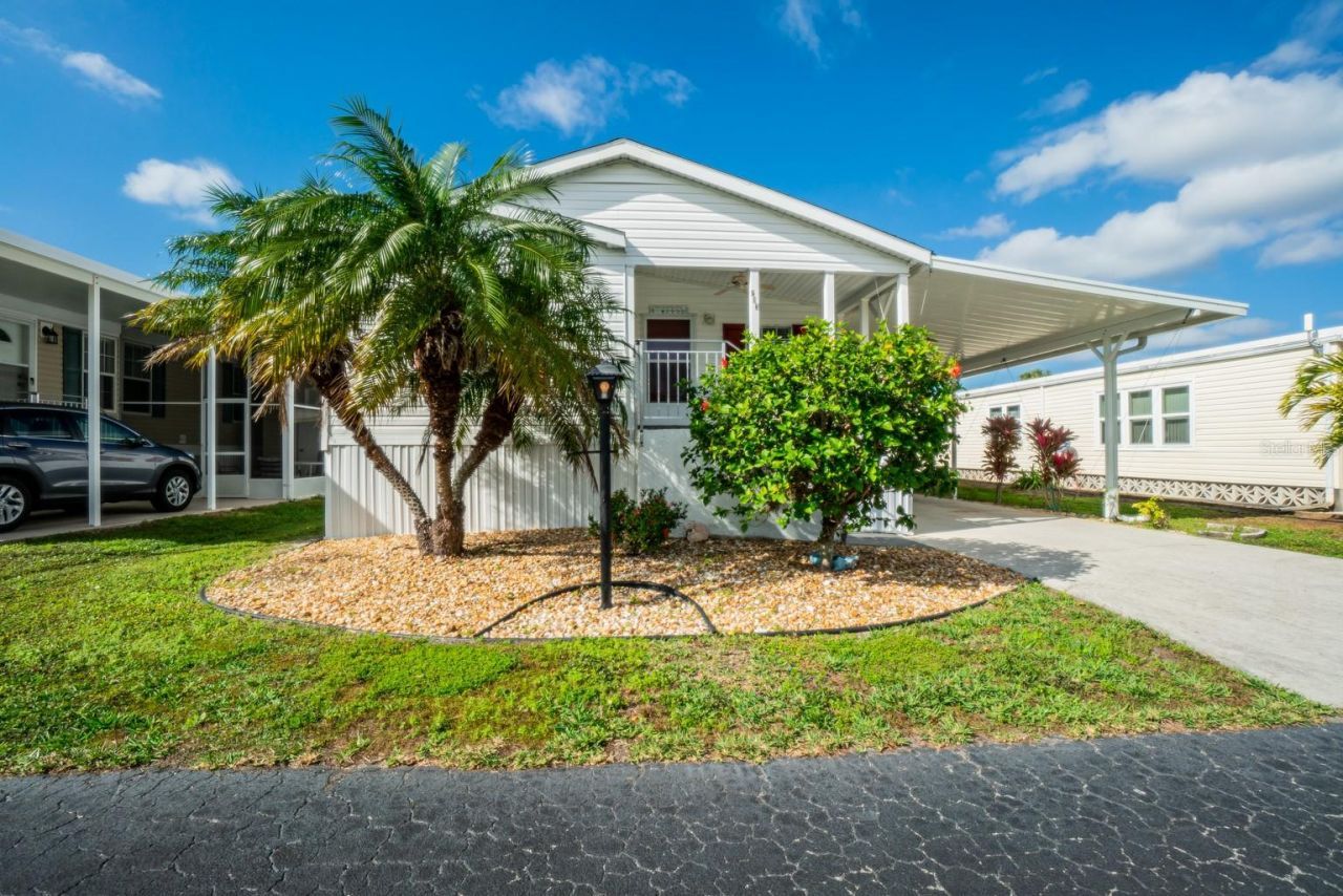 10303 Burnt Store Road , Unit 203, Punta Gorda, FL 33950 Photo