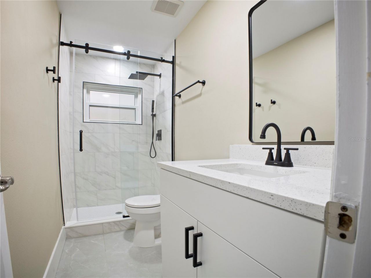 196 W Lake Damon Drive, Avon Park, FL 33825 Photo