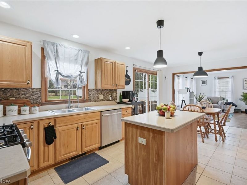 2031 Celestial Drive NE, Warren, OH 44484 Photo 15