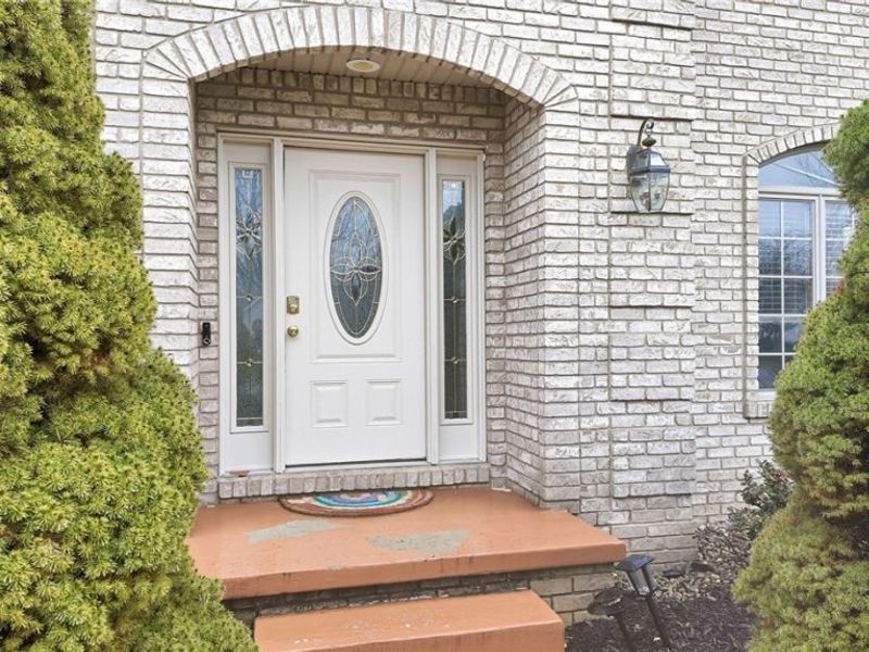 2031 Celestial Drive NE, Warren, OH 44484 Photo 3