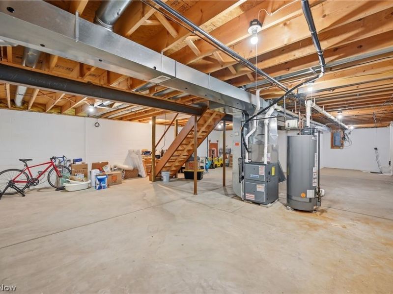 2031 Celestial Drive NE, Warren, OH 44484 Photo 35