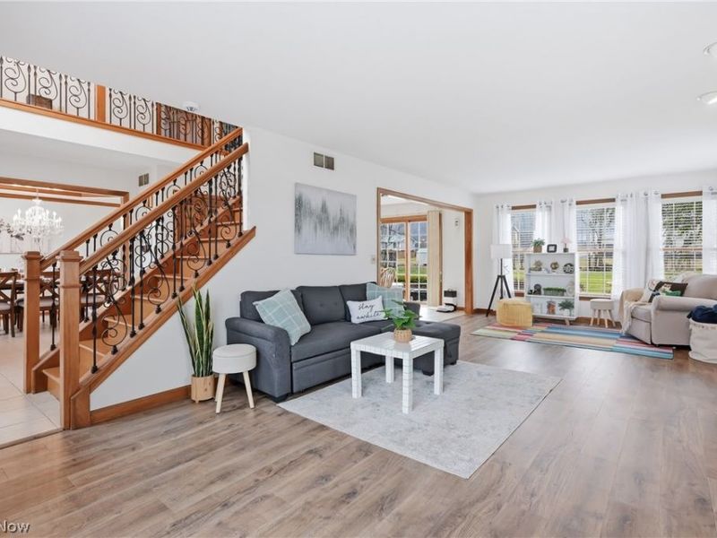 2031 Celestial Drive NE, Warren, OH 44484 Photo 5