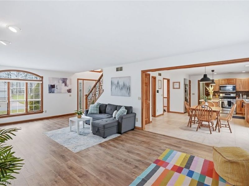 2031 Celestial Drive NE, Warren, OH 44484 Photo 9