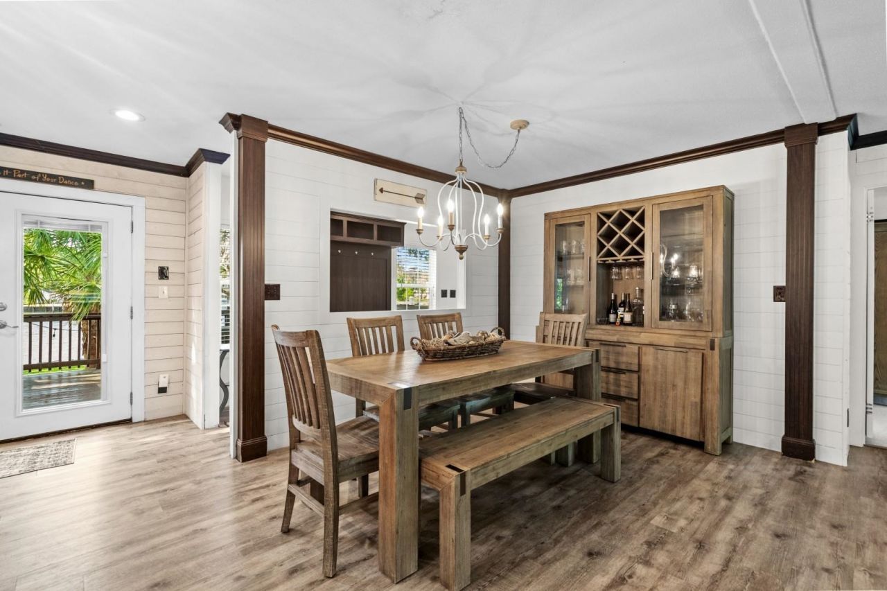 2380 John Henry Ln. Photo 8