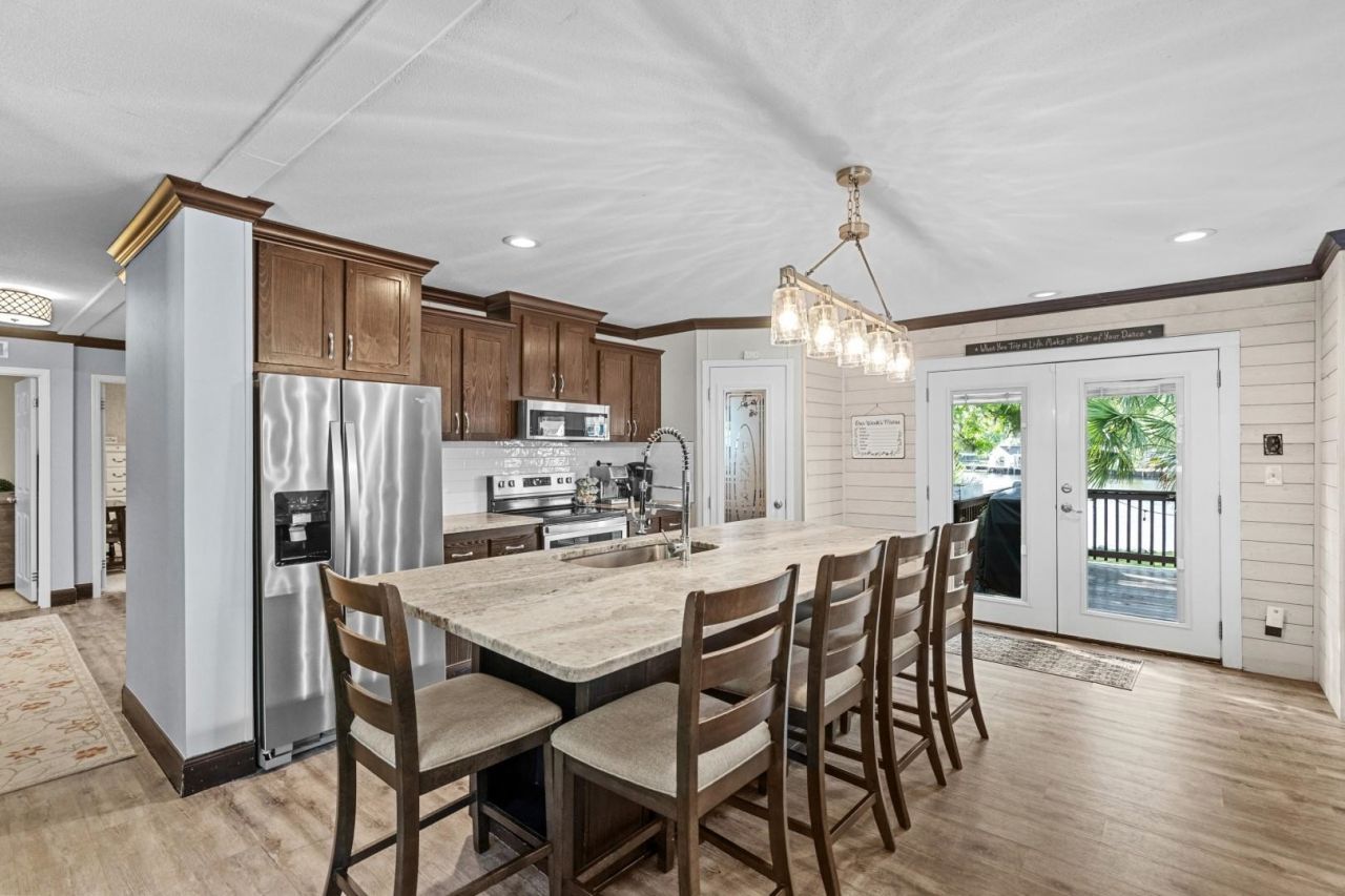 2380 John Henry Ln. Photo 9