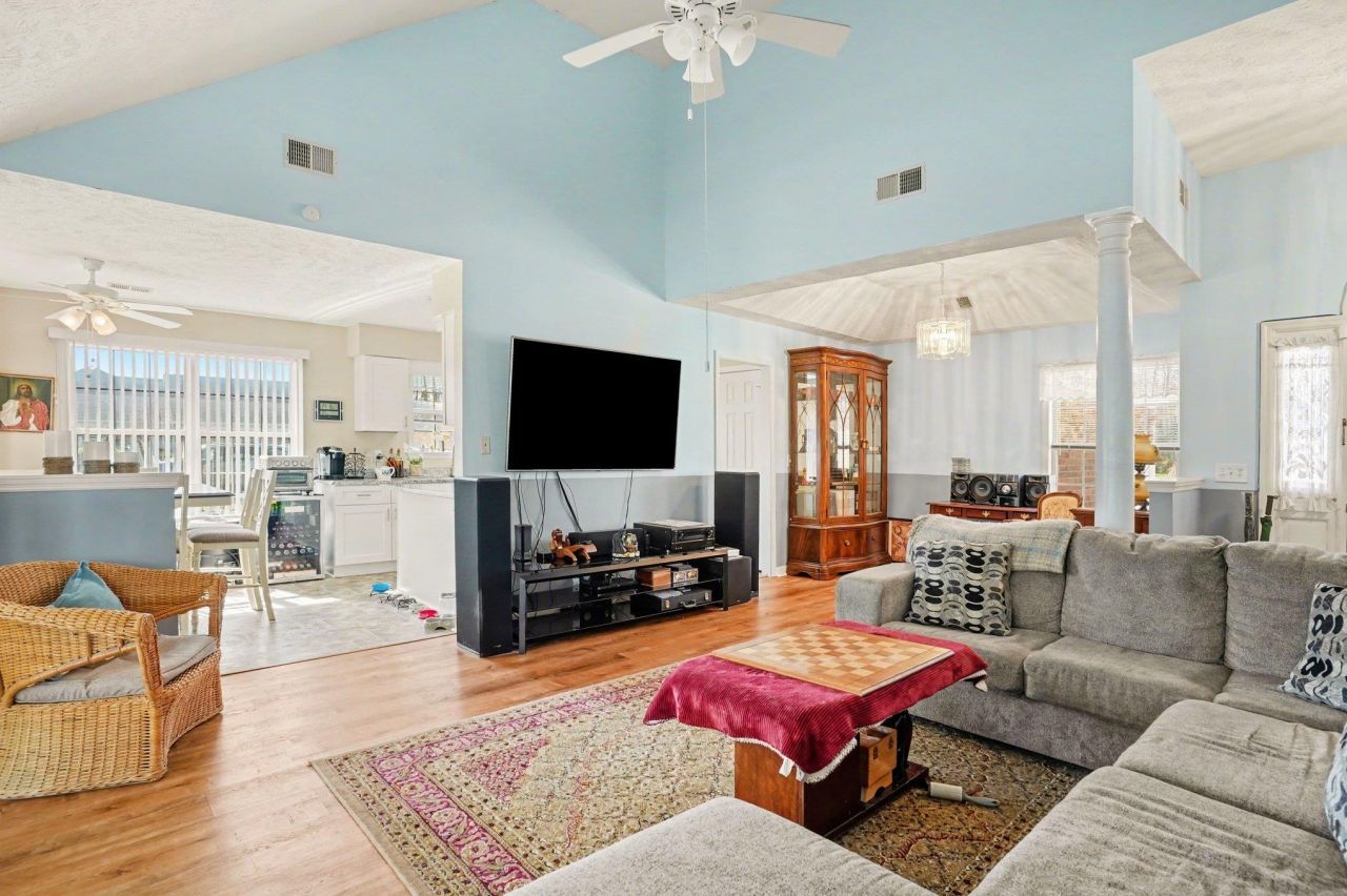 552 Bucks Trail Photo 5