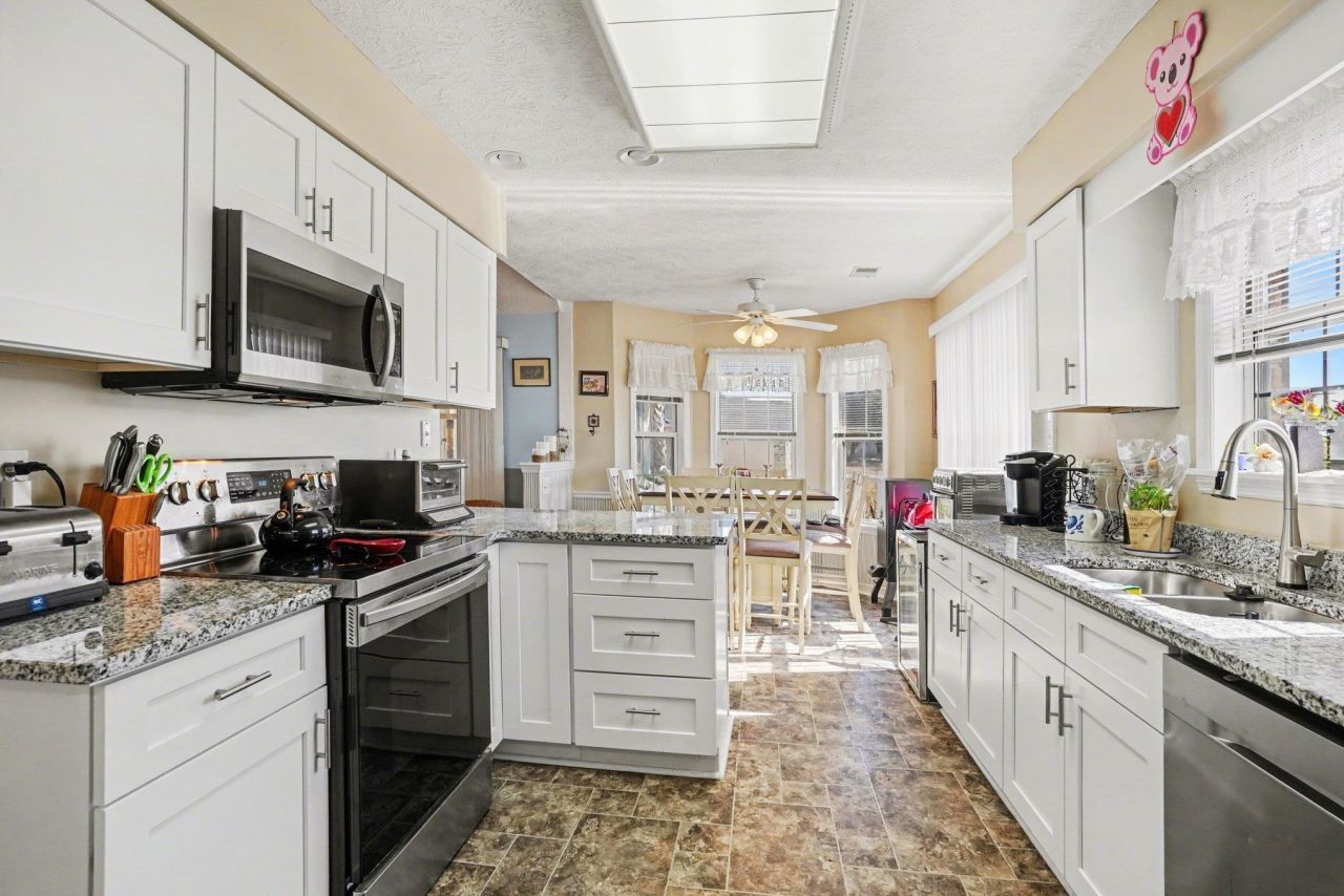 552 Bucks Trail Photo 9