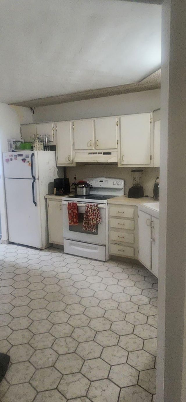 6555 W Broward Boulevard, Unit 201, Plantation, FL 33317 Photo