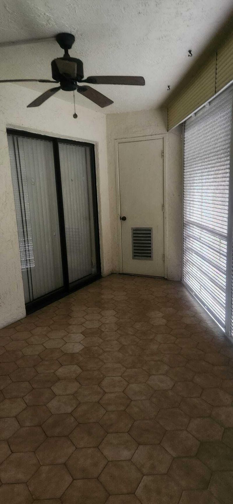 6555 W Broward Boulevard, Unit 201, Plantation, FL 33317 Photo