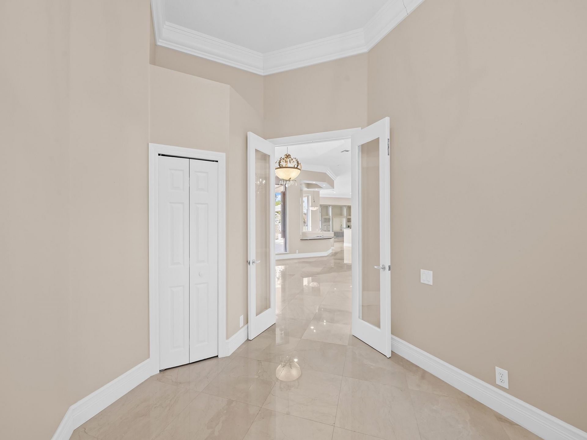 2579 Mayfair Ln, Weston, FL 33327 Photo