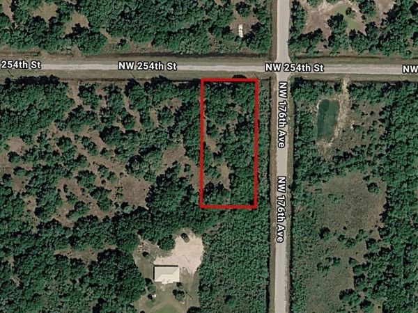 17618 NW 254th St, Okeechobee, FL 34972