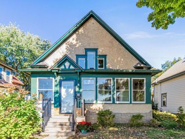 1217 28th Avenue NE, Minneapolis, MN 55418