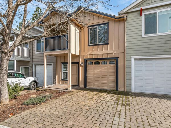 110 McCully Lane, Jacksonville, OR 97530