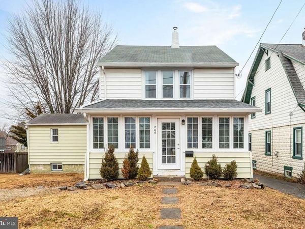 209 WILLOW ROAD , WALLINGFORD, PA 19086