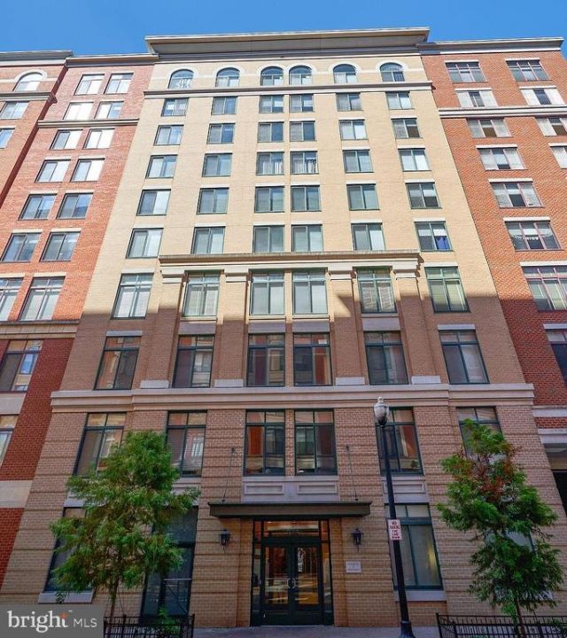 1205 N Garfield Street, Unit PH4, Arlington, VA 22201 Main Photo