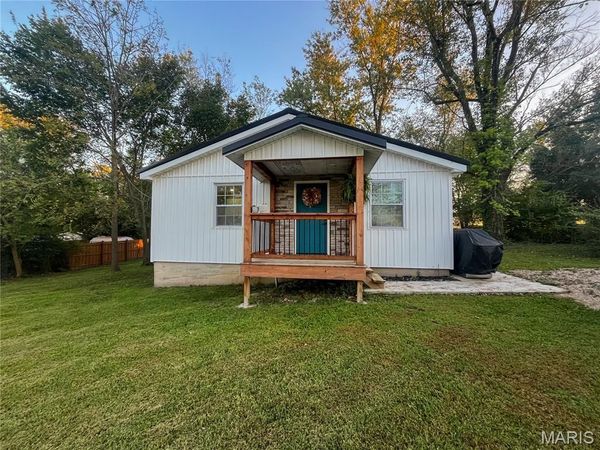 242 Siebenman Street , Bourbon, MO 65441