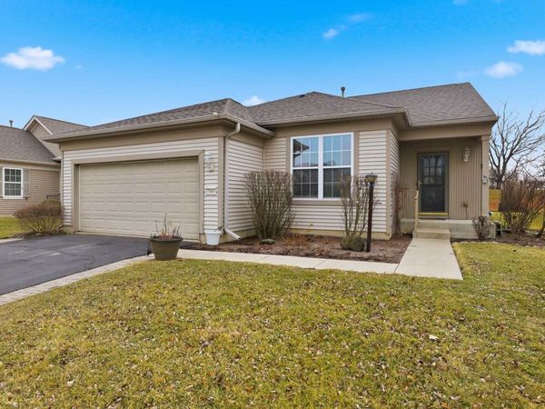 13664 Windy Prairie Drive , Huntley, IL 60142