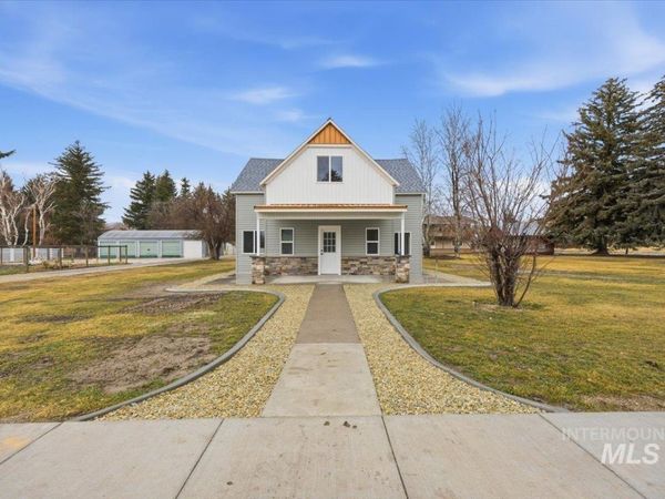 136 West St, Albion, ID 83311