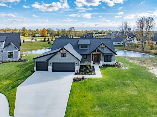 670 Gatcombe Run, Fort Wayne, IN 46845