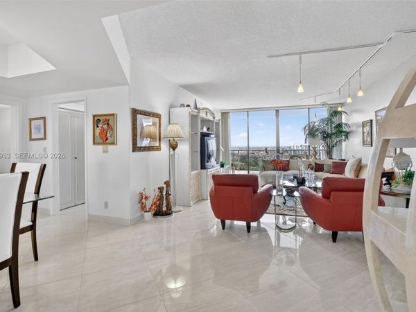 20281 E Country Club Dr, Unit 2403, Aventura, FL 33180