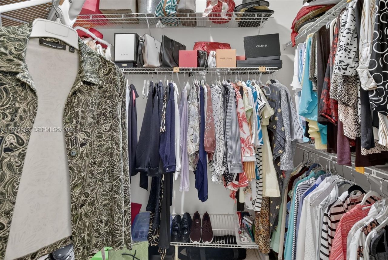 20281 E Country Club Dr, Unit 2403, Aventura, FL 33180 Photo