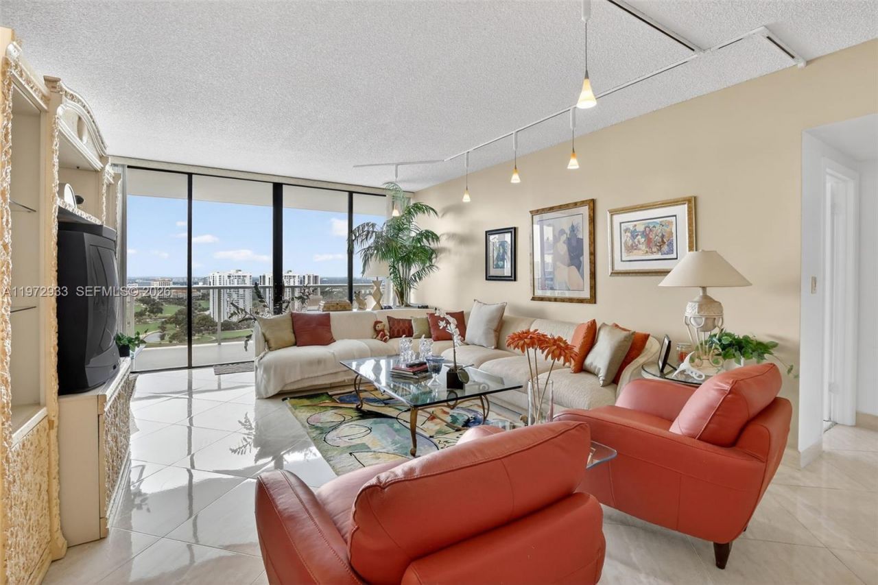 20281 E Country Club Dr, Unit 2403, Aventura, FL 33180 Photo
