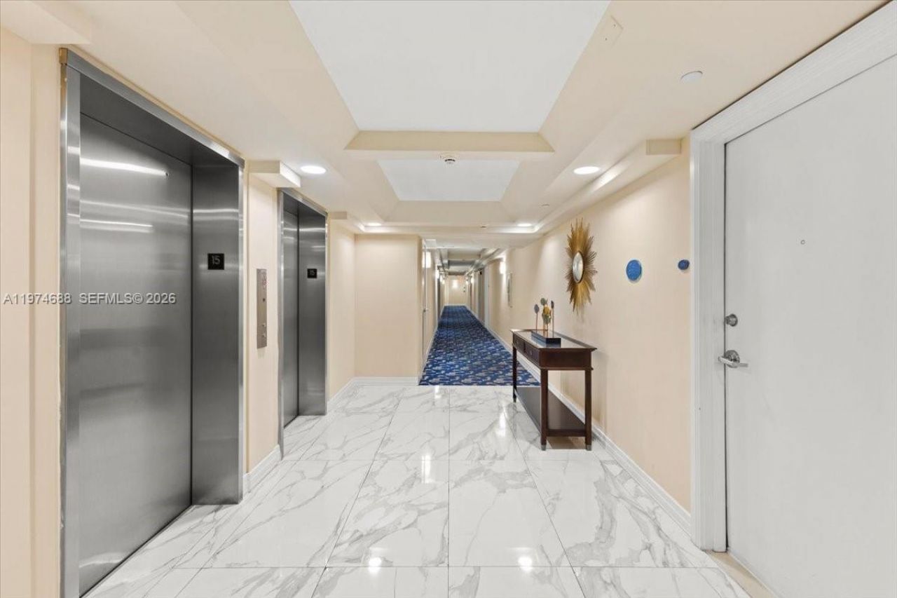 6917 Collins Ave , Unit 1512, Miami Beach, FL 33141 Photo