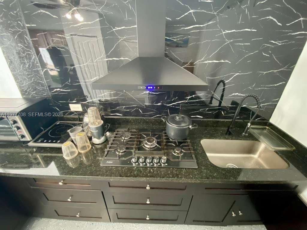 7110 Hope St, Hollywood, FL 33024 Photo